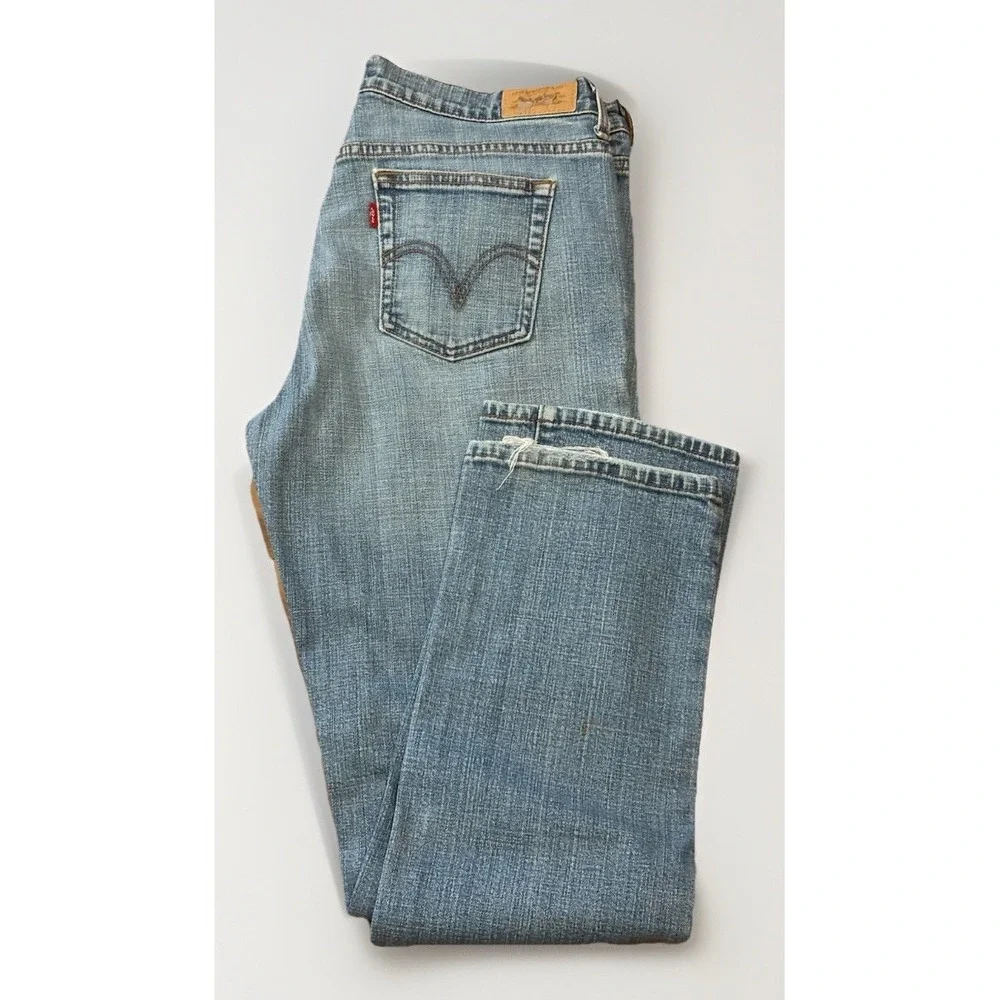 Levis 305 Womens 12M‎ Blue Jeans Classic Straight Leg Jeans Fray Hem Hong Kong